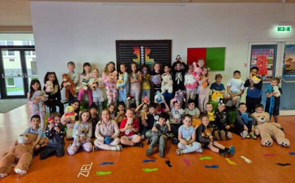 Kuscheltier- und Pyjamatag